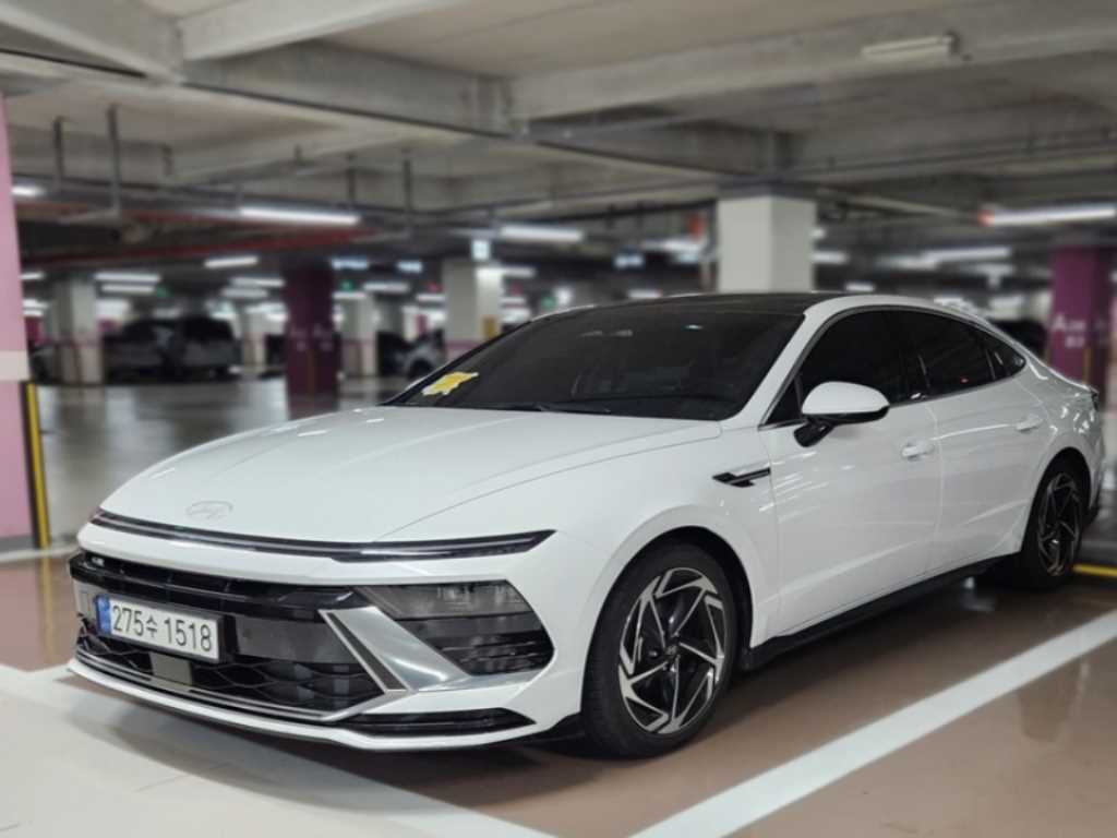 HYUNDAI Sonata - Vista 2