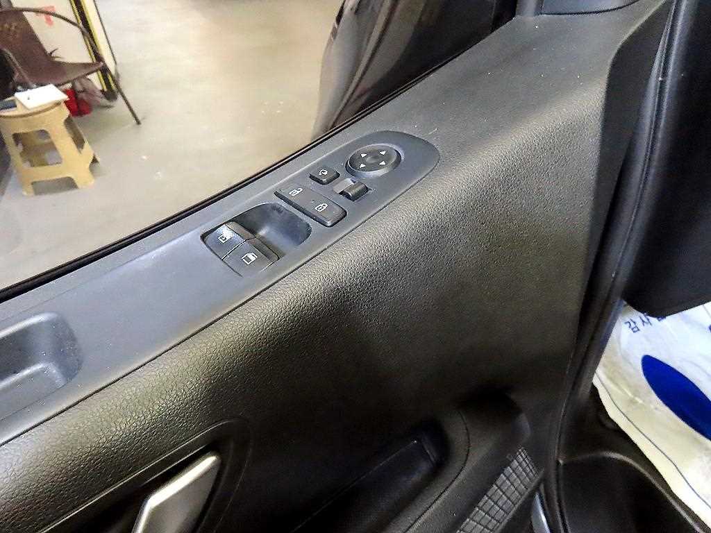 HYUNDAI Staria 2021 Gris - Importación desde Corea - HF Imports Iquique - Foto 15