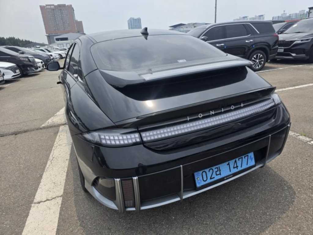 HYUNDAI Ioniq 6 - Vista 3