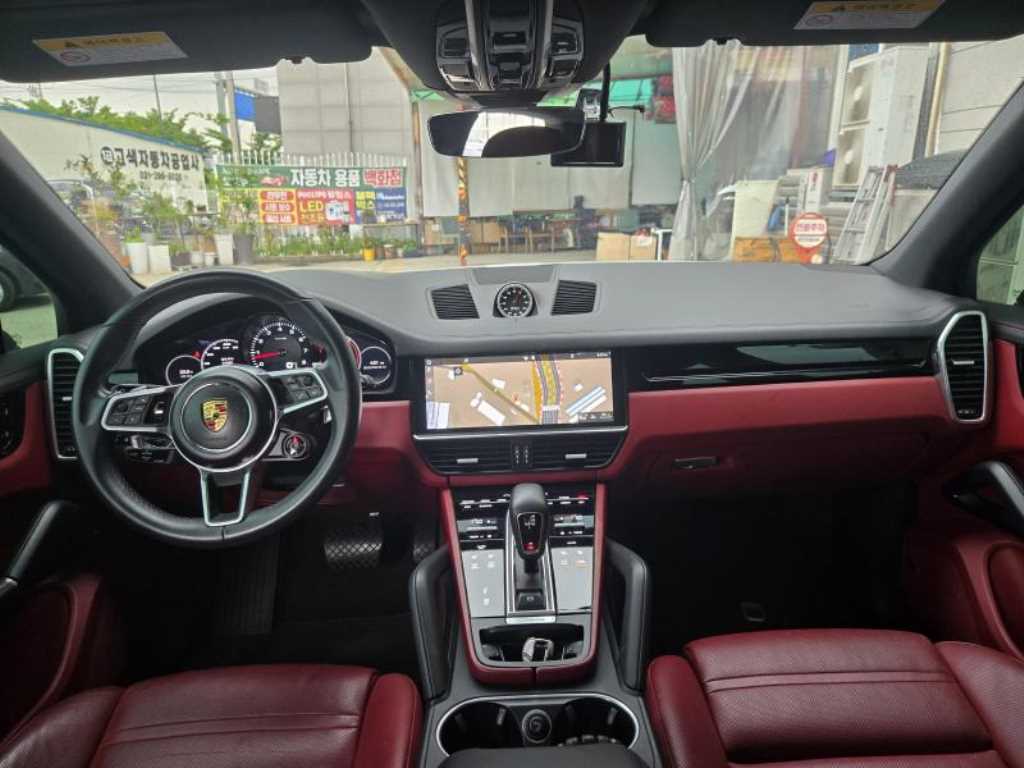 Porsche Cayenne - Vista 5