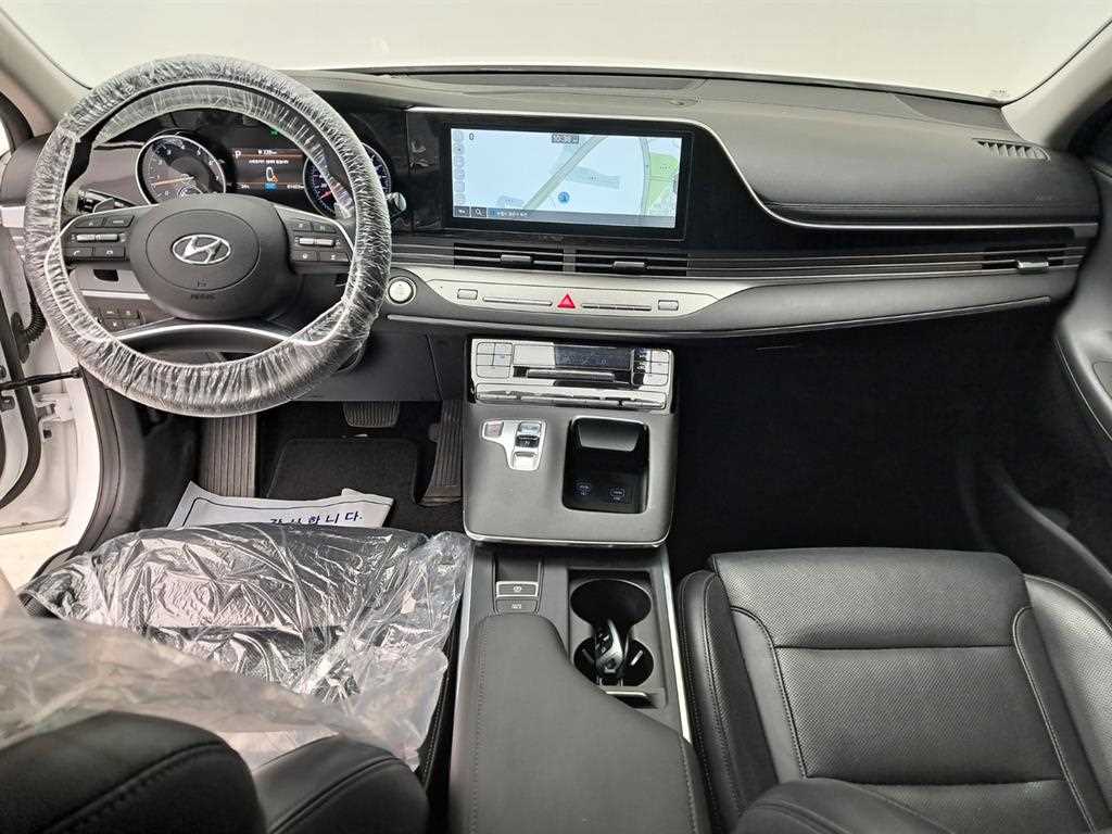HYUNDAI Grandeur - Vista 8