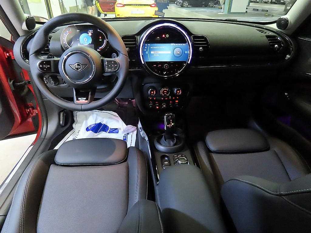 Mini Clubman - Vista 12