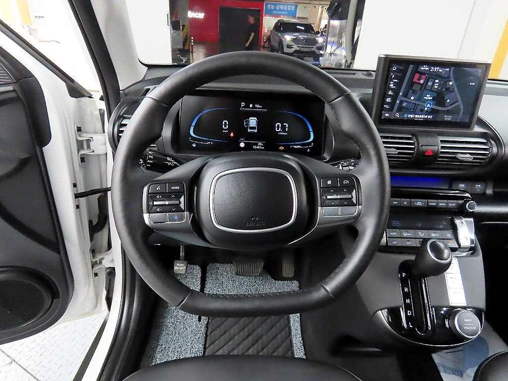 HYUNDAI Casper - Vista 11