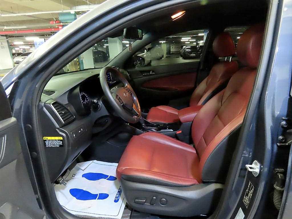 HYUNDAI Tucson - Vista 8