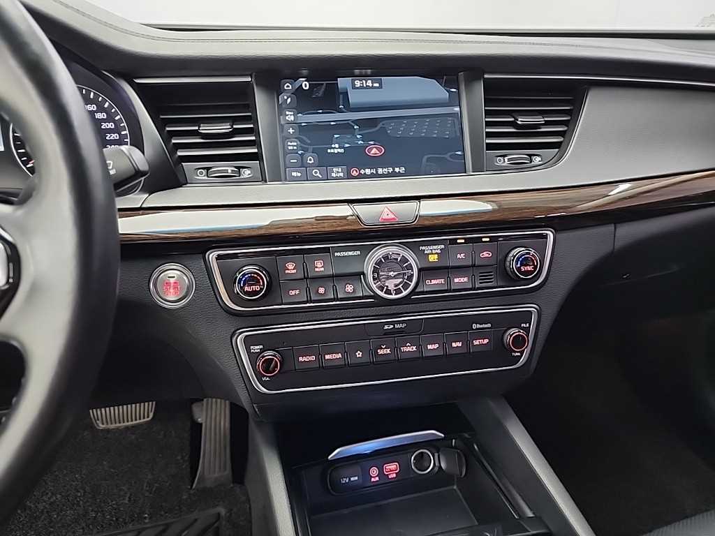 KIA K7 - Vista 12