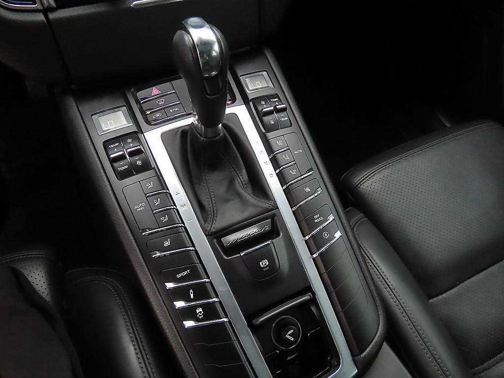 Porsche Macan - Vista 12