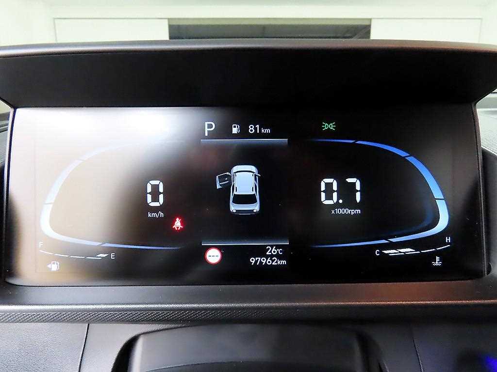 HYUNDAI Casper - Vista 10