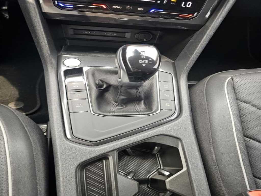 Volkswagen Tiguan - Vista 11
