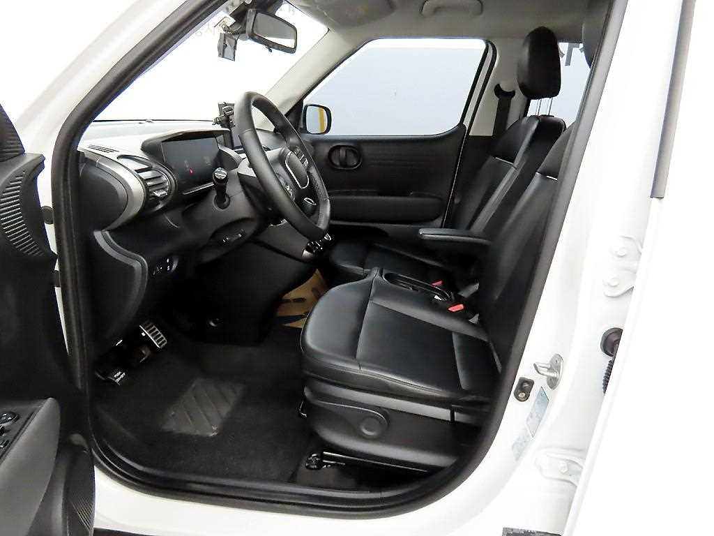 HYUNDAI Casper - Vista 7