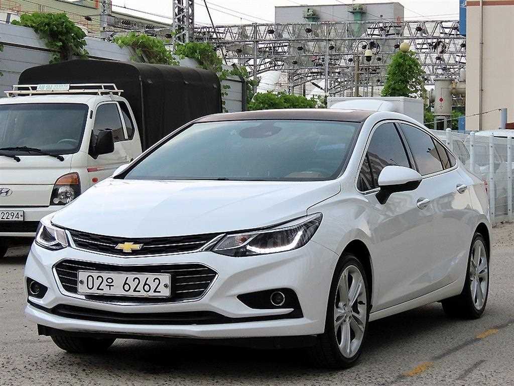 Chevrolet Cruise - Vista 3
