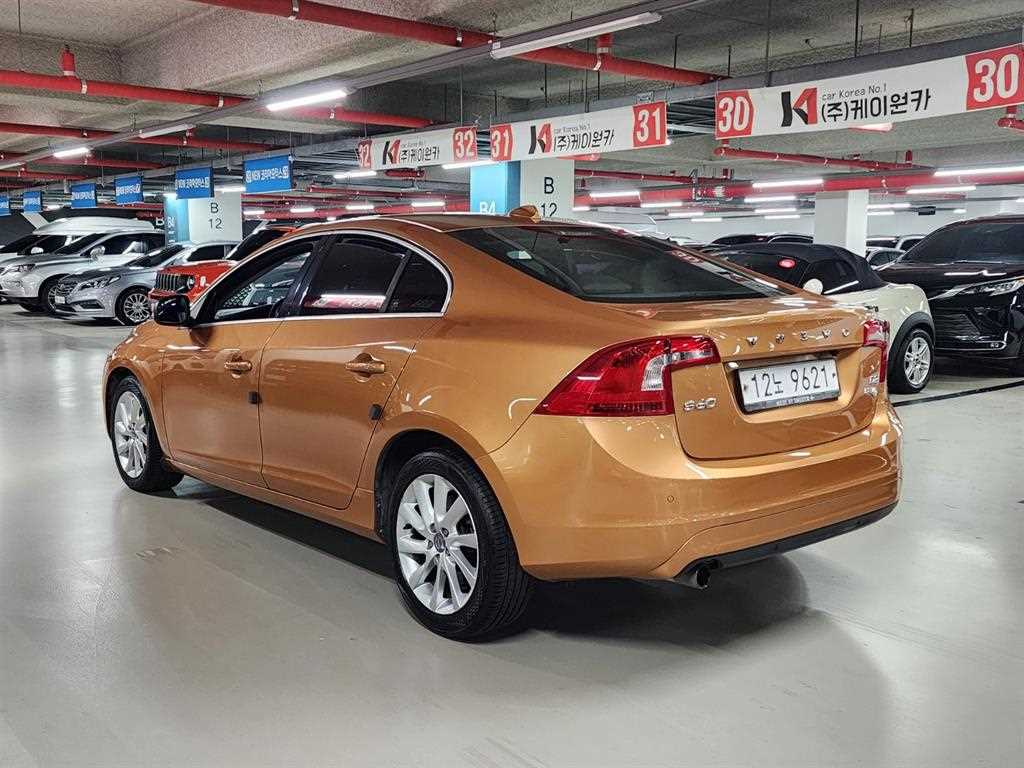 Volvo S60 - Vista 8
