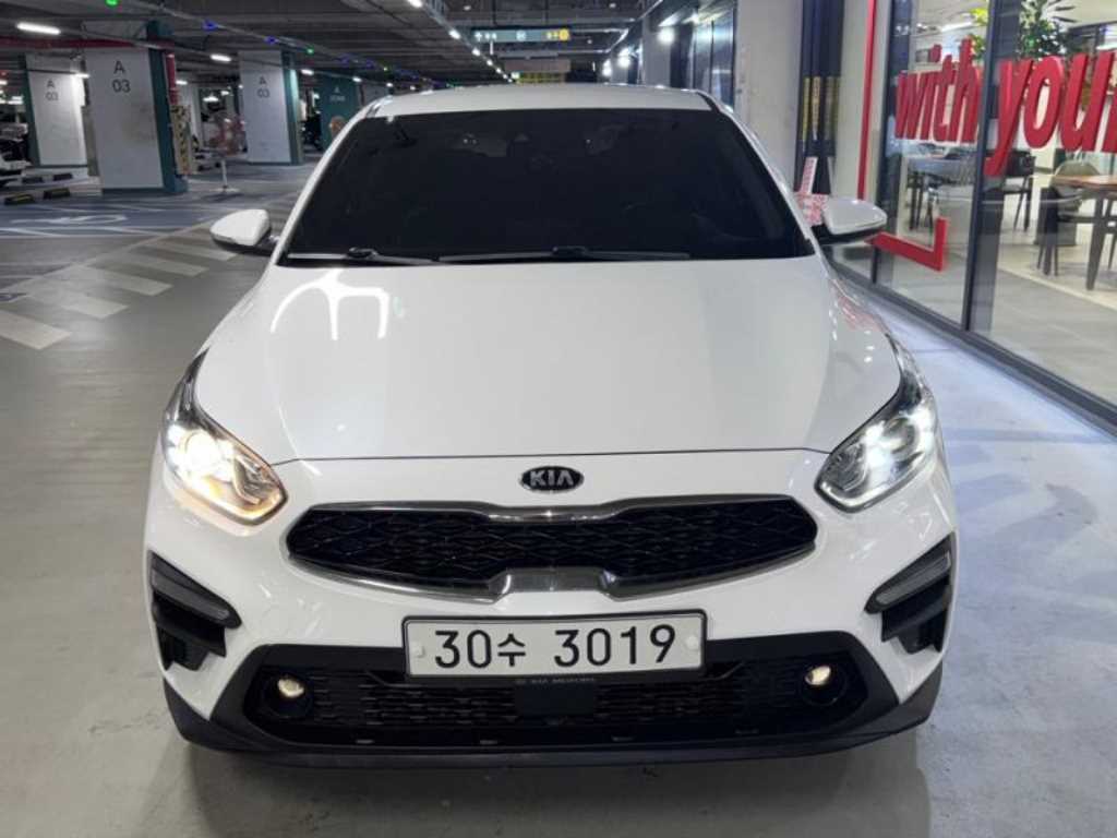 KIA K3 2019 Blanco - Importación desde Corea - HF Imports Iquique - Foto 1