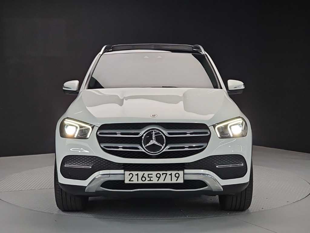 Mercedes Benz GLE Class - Vista 2