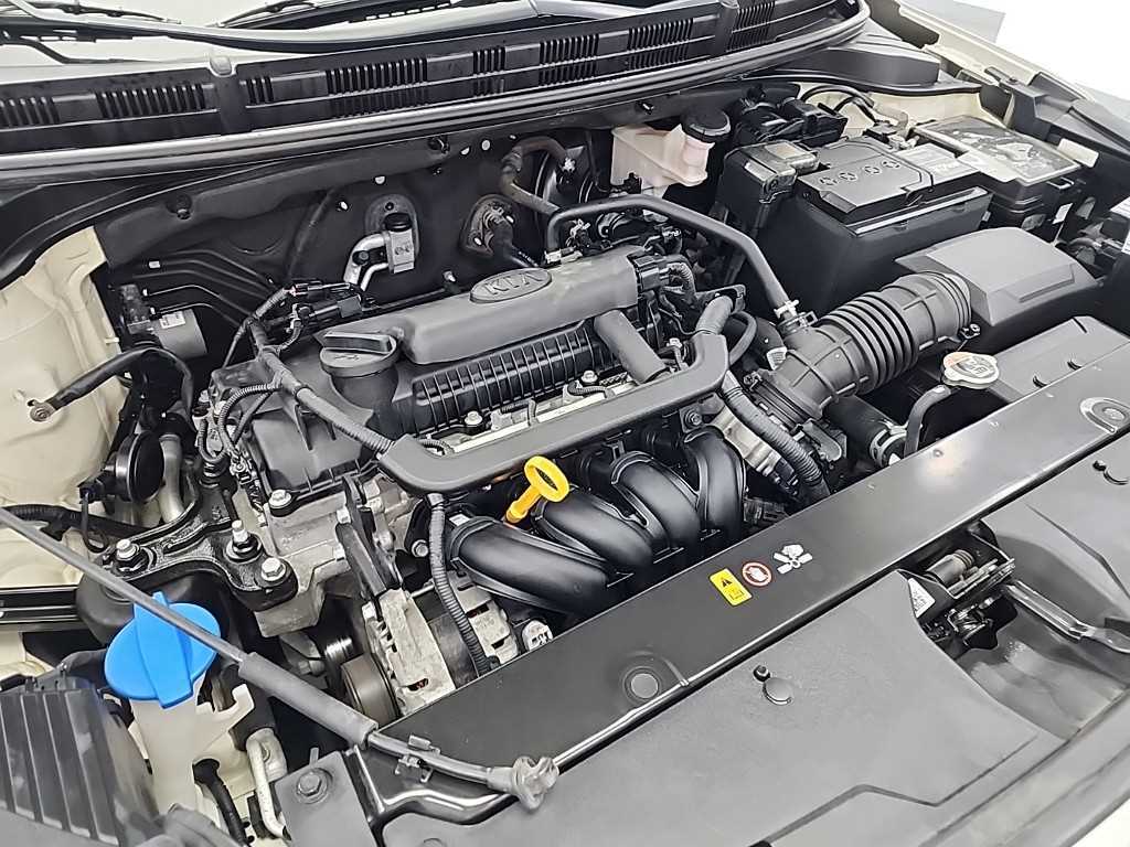 KIA Stonic - Vista 7