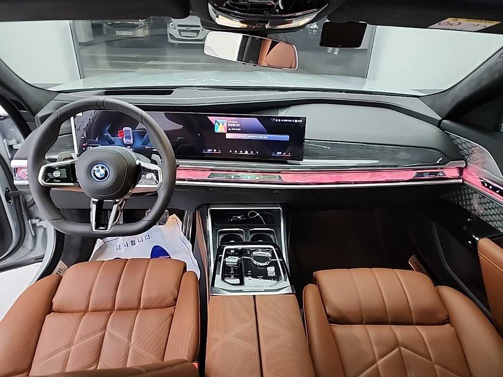 BMW 7 Series - Vista 9