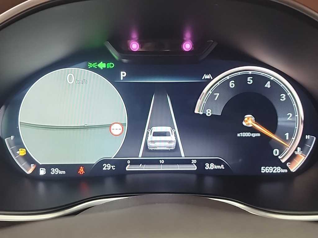 Genesis G80 - Vista 6