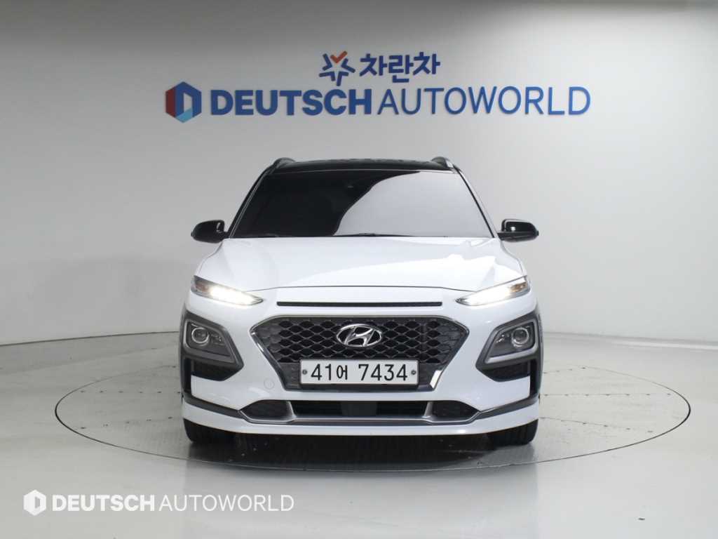 HYUNDAI Kona - Vista 3