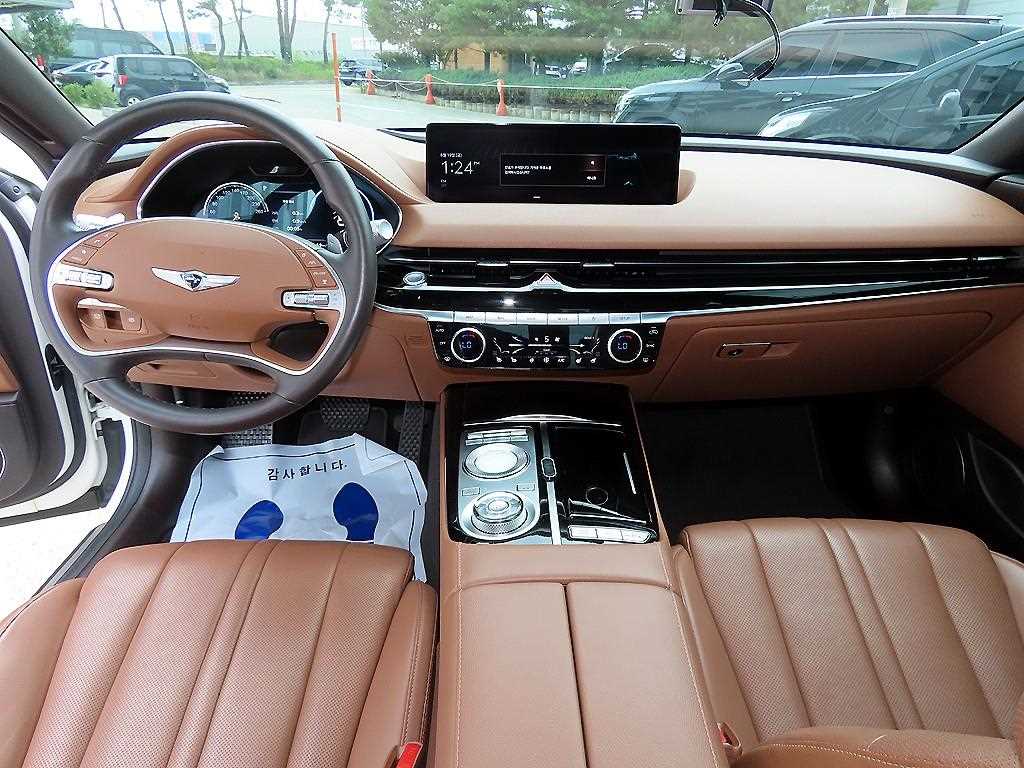 Genesis G80 - Vista 9