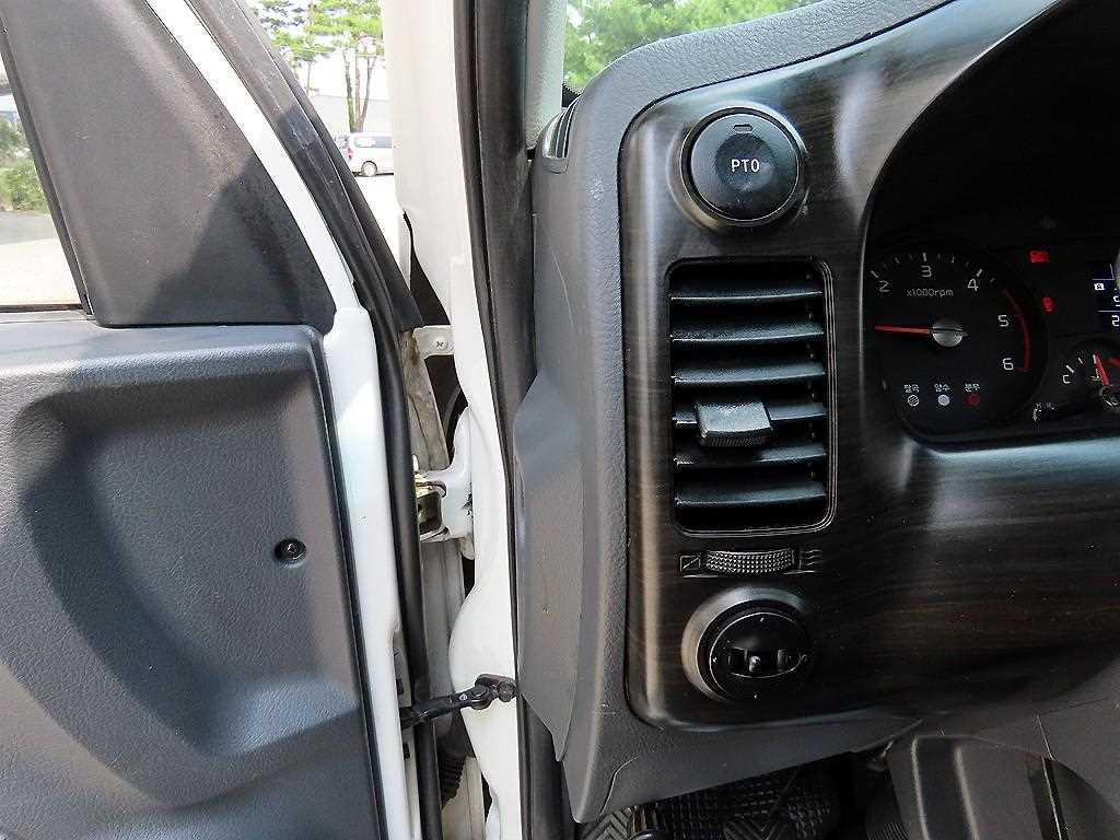 Small Truck Cargo (small) 2019 Blanco - Importación desde Corea - HF Imports Iquique - Foto 15