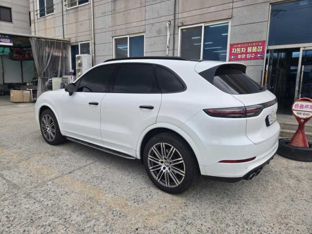 Porsche Cayenne - Vista 2