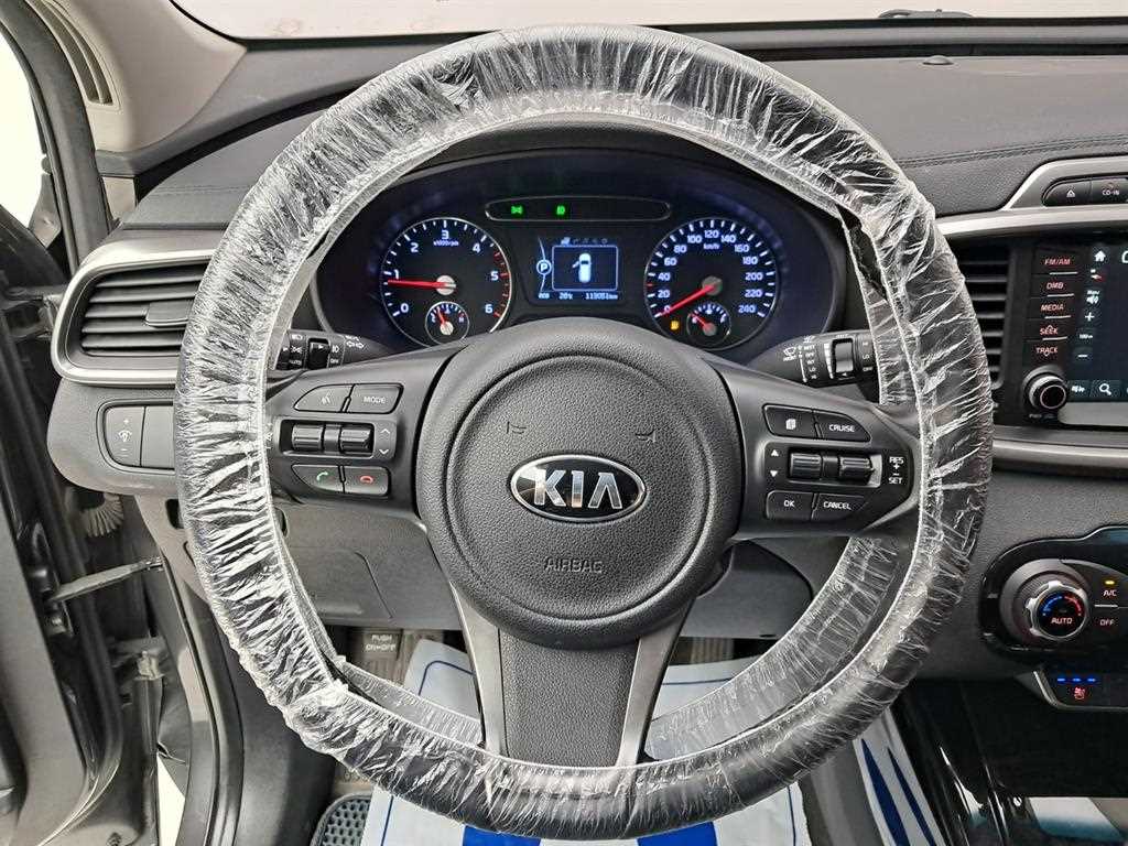 KIA Sorento - Vista 9
