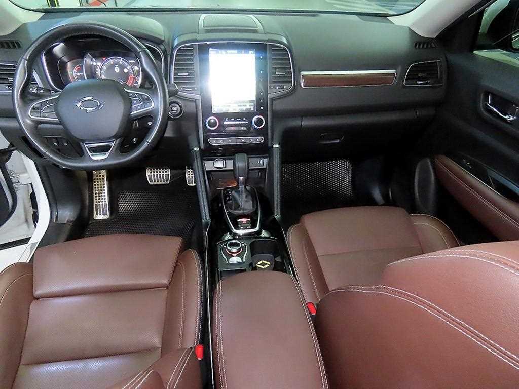 SAMSUNG QM6 - Vista 12