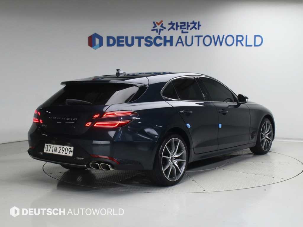 Genesis G70 - Vista 2