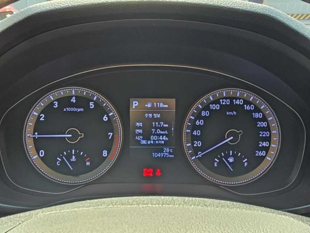 HYUNDAI Grandeur - Vista 6