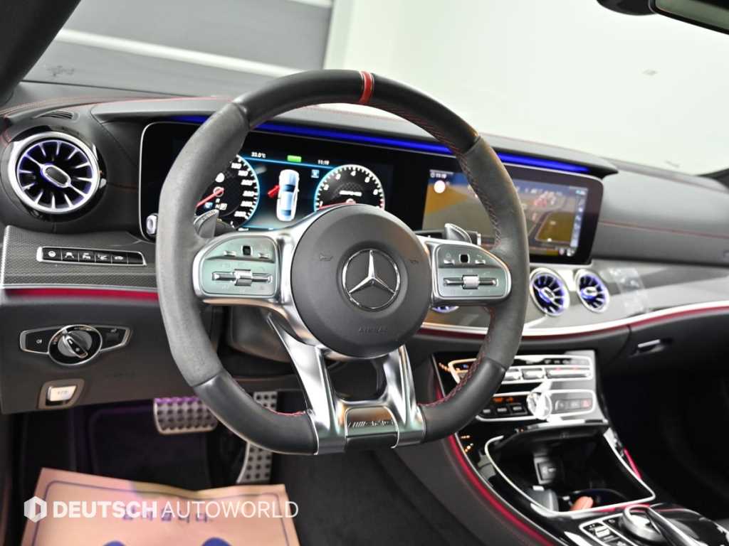 Mercedes Benz E class - Vista 10