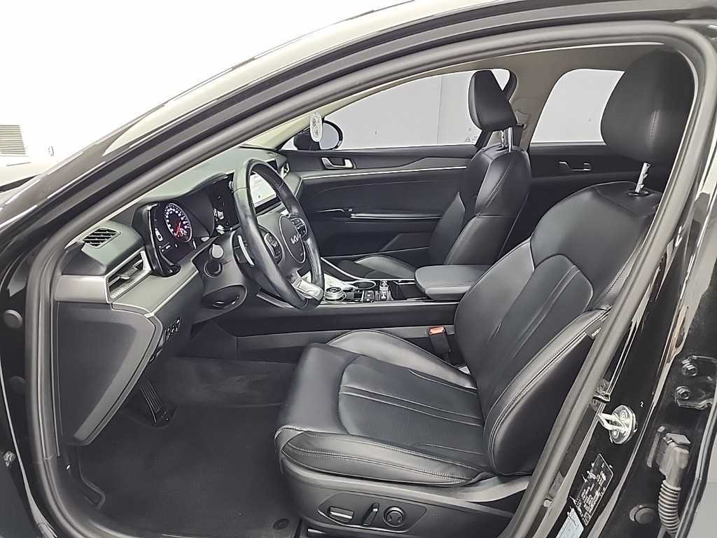 KIA K5 2023 Negro - Importación desde Corea - HF Imports Iquique - Foto 13