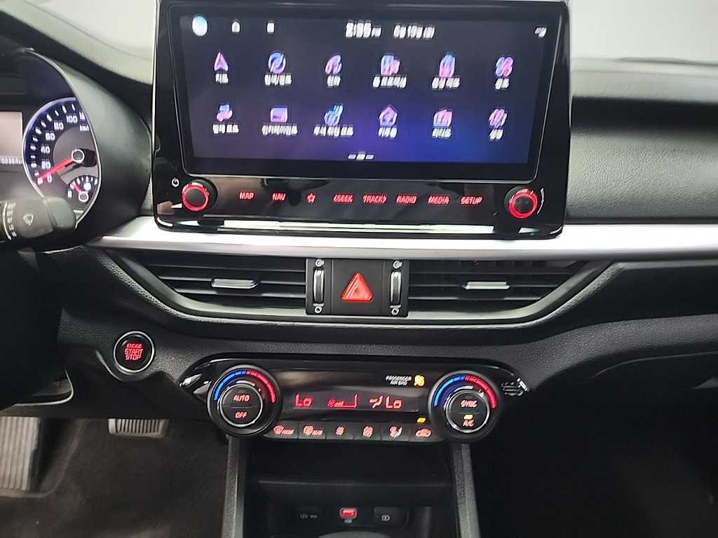 KIA K3 - Vista 12