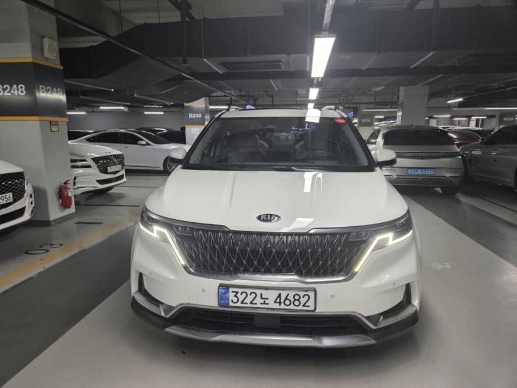 KIA Carnival 2021 Blanco - Importación desde Corea - HF Imports Iquique - Foto 1