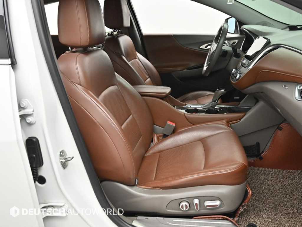 Chevrolet Malibu - Vista 12
