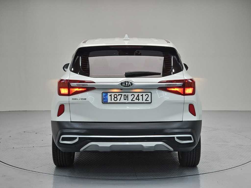KIA Seltos - Vista 3