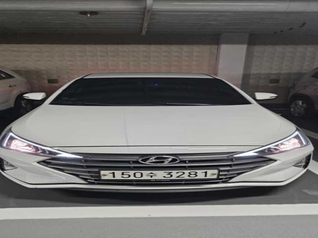 HYUNDAI Avante 2020 Blanco - Importación desde Corea - HF Imports Iquique - Foto 1