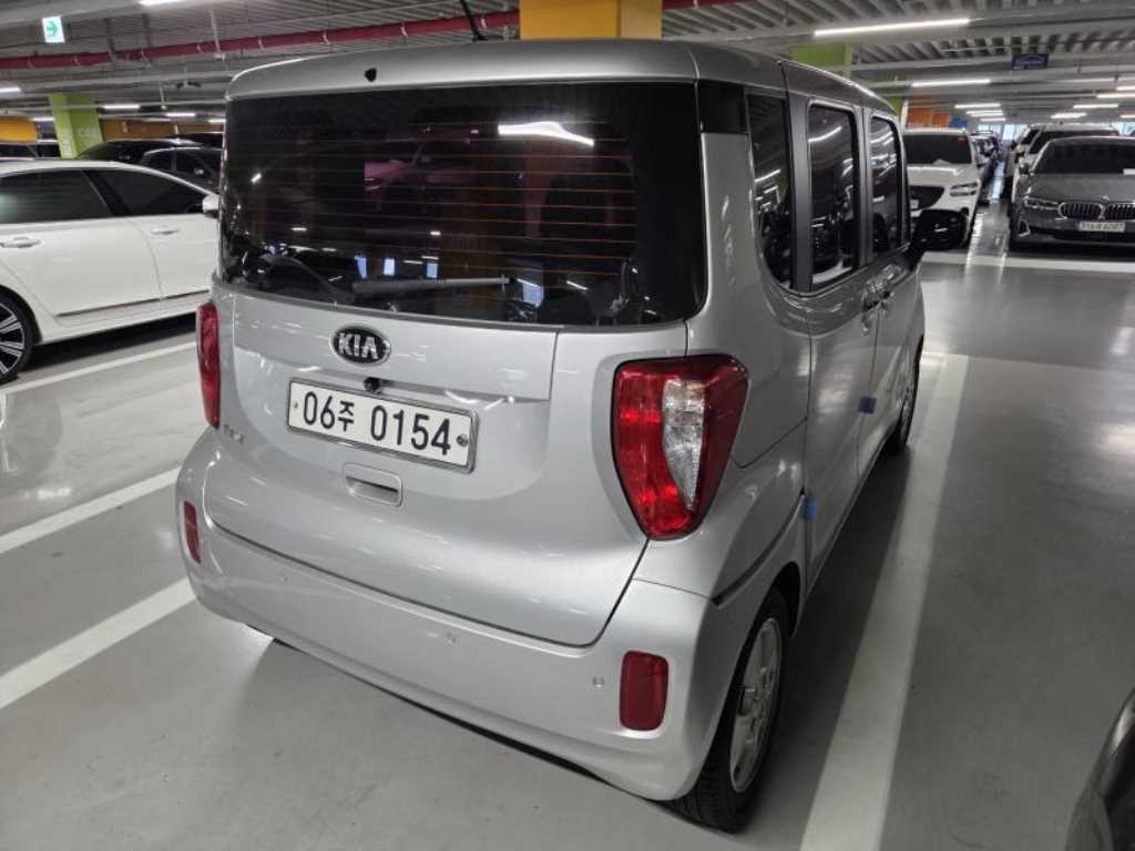 KIA Ray - Vista 6