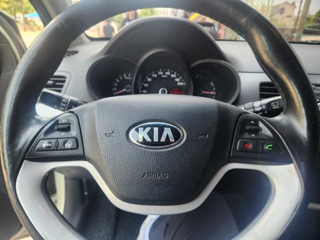 KIA Morning - Vista 8