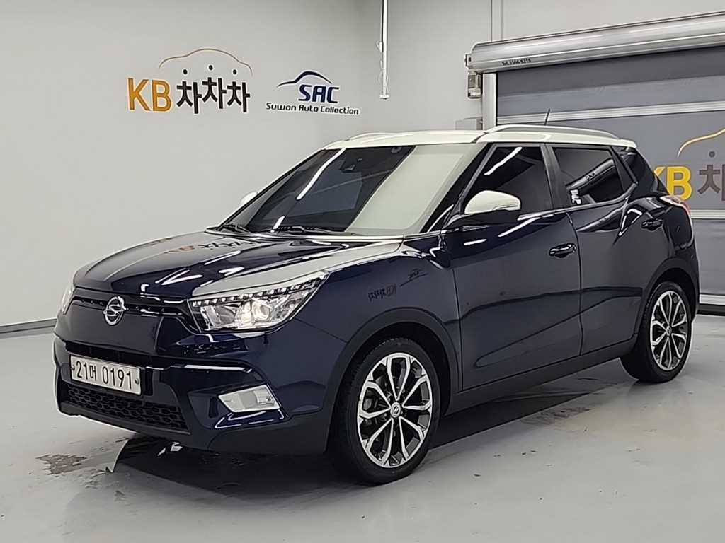 Ssangyong Tivoli 2016 Azul - Importación desde Corea - HF Imports Iquique - Foto 1