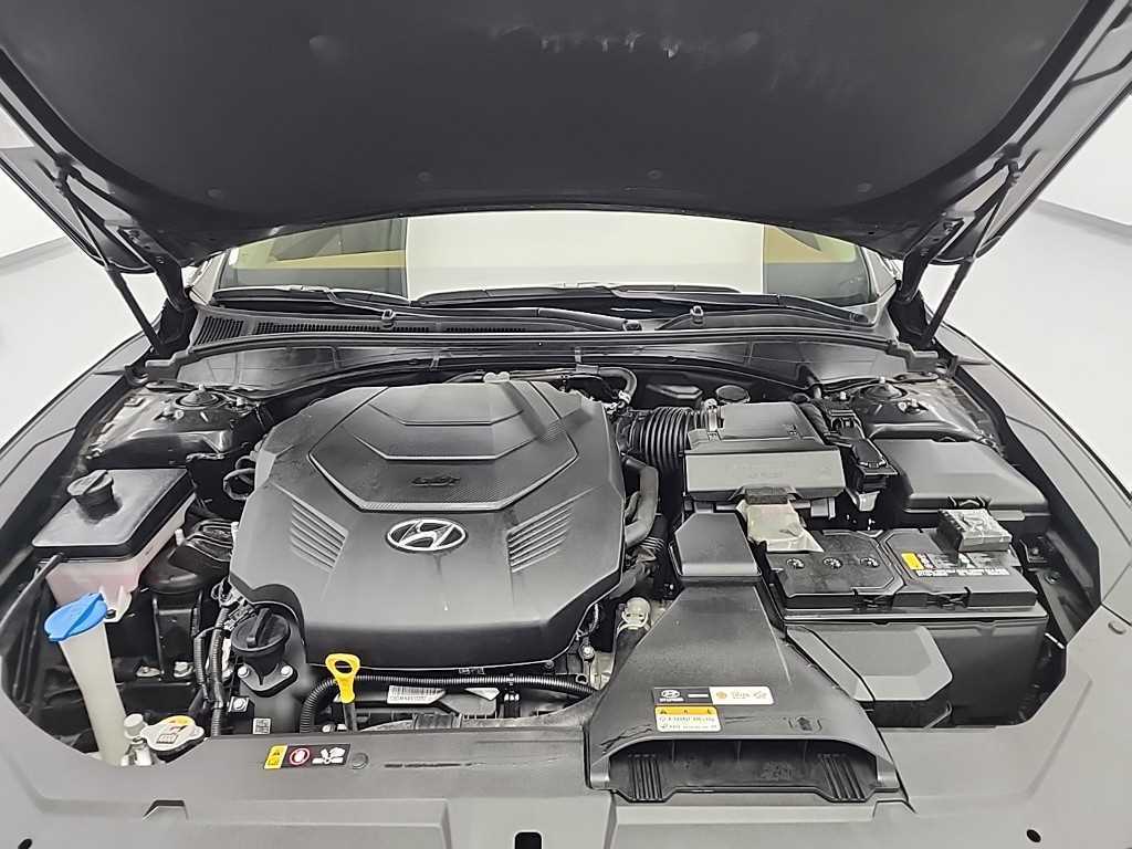 HYUNDAI Grandeur - Vista 7