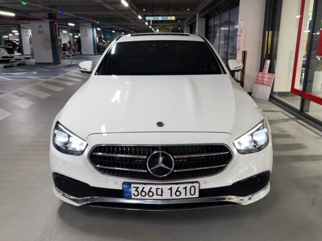 Mercedes Benz E class 2022 Blanco - Importación desde Corea - HF Imports Iquique - Foto 1