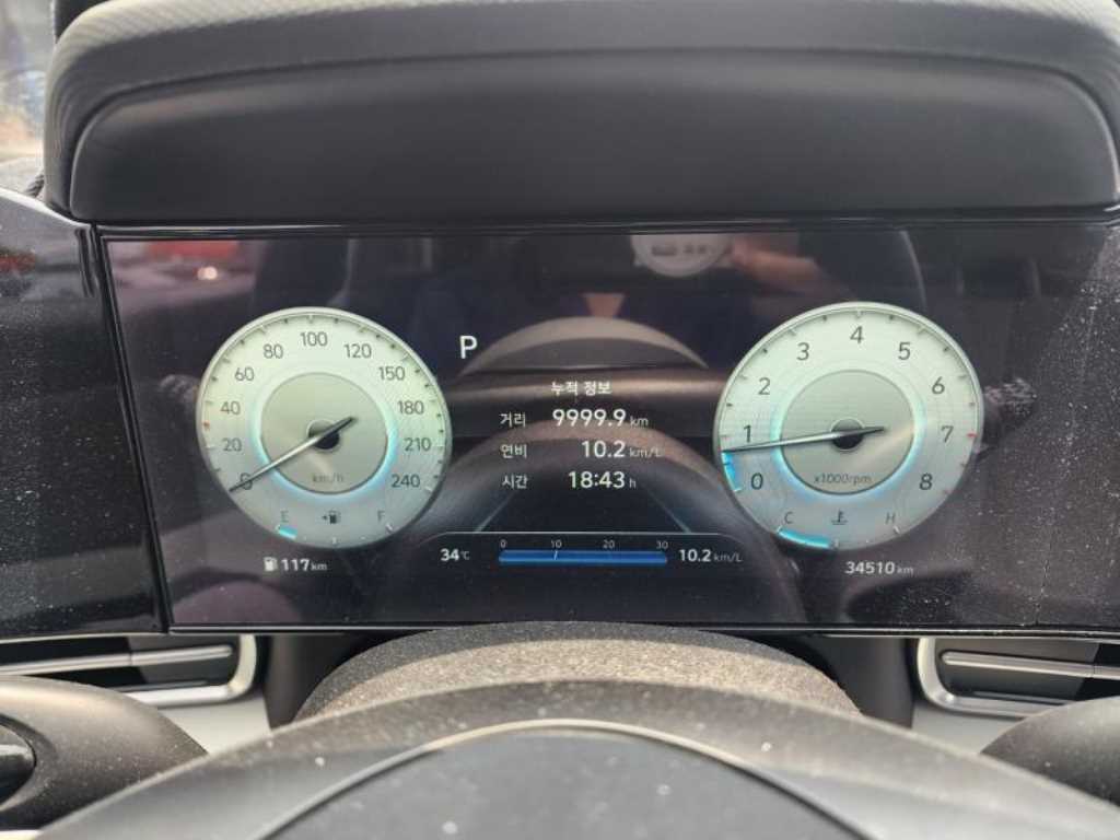 HYUNDAI Avante - Vista 7