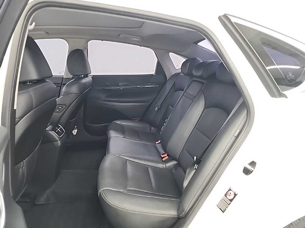 HYUNDAI Grandeur - Vista 12