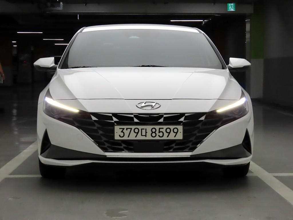 HYUNDAI Avante 2023 Blanco - Importación desde Corea - HF Imports Iquique - Foto 1