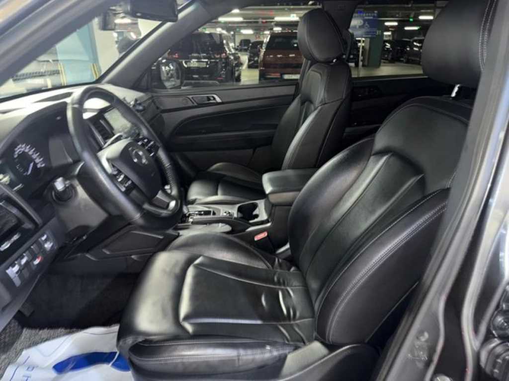 Ssangyong Rexton - Vista 8