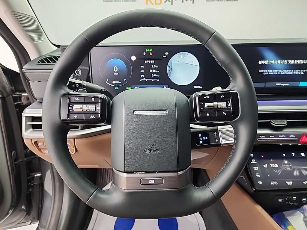 HYUNDAI Grandeur - Vista 11