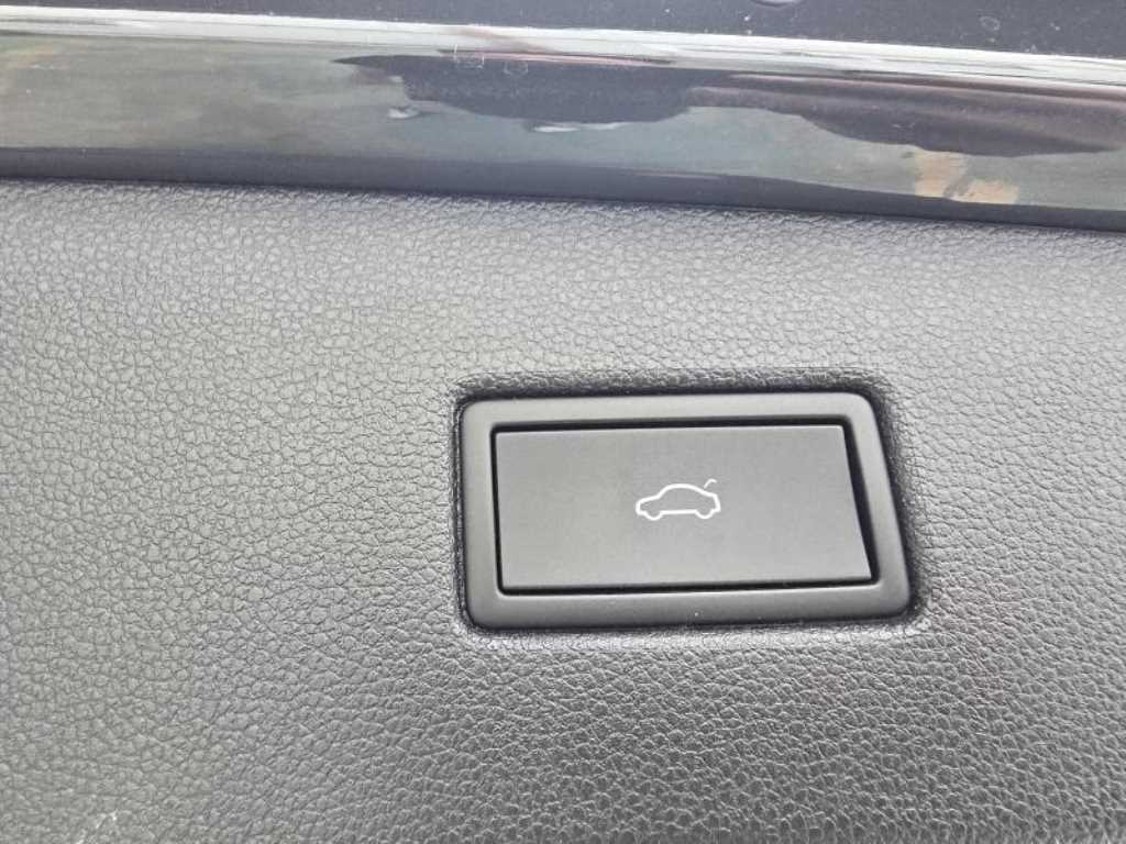 Volkswagen Tiguan 2021 Negro - Importación desde Corea - HF Imports Iquique - Foto 16
