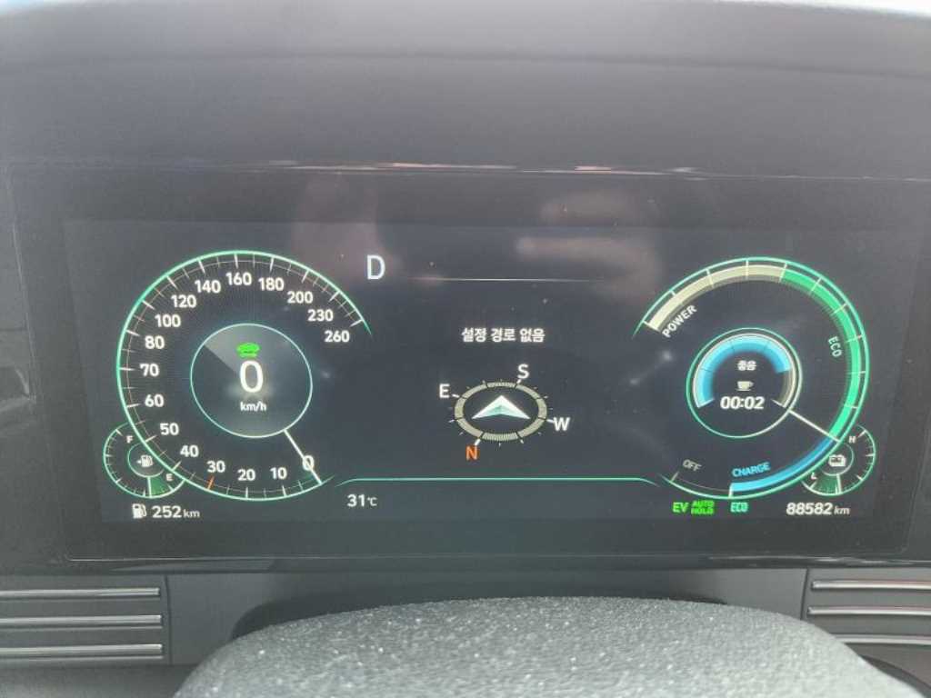 HYUNDAI Grandeur - Vista 3