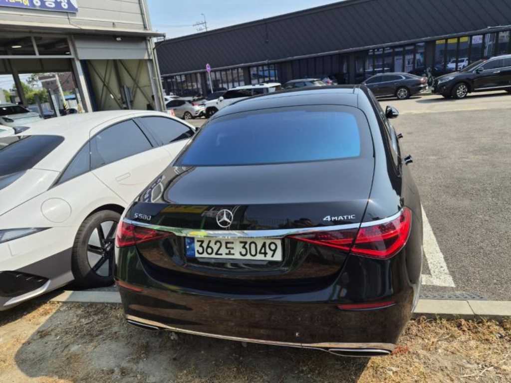 Mercedes Benz S Class - Vista 3