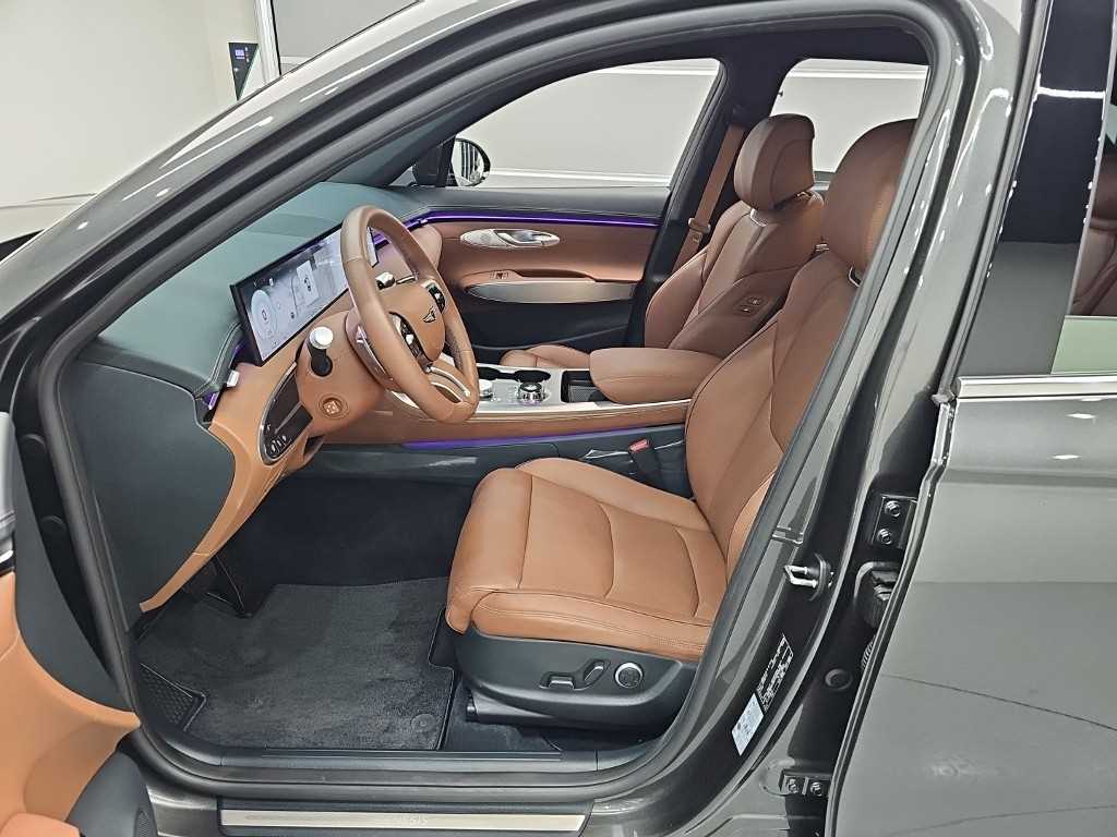 Genesis GV70 2025 Gris - Importación desde Corea - HF Imports Iquique - Foto 13