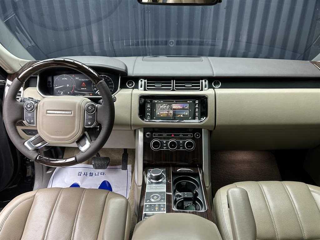 Land Rover Range Rover - Vista 11